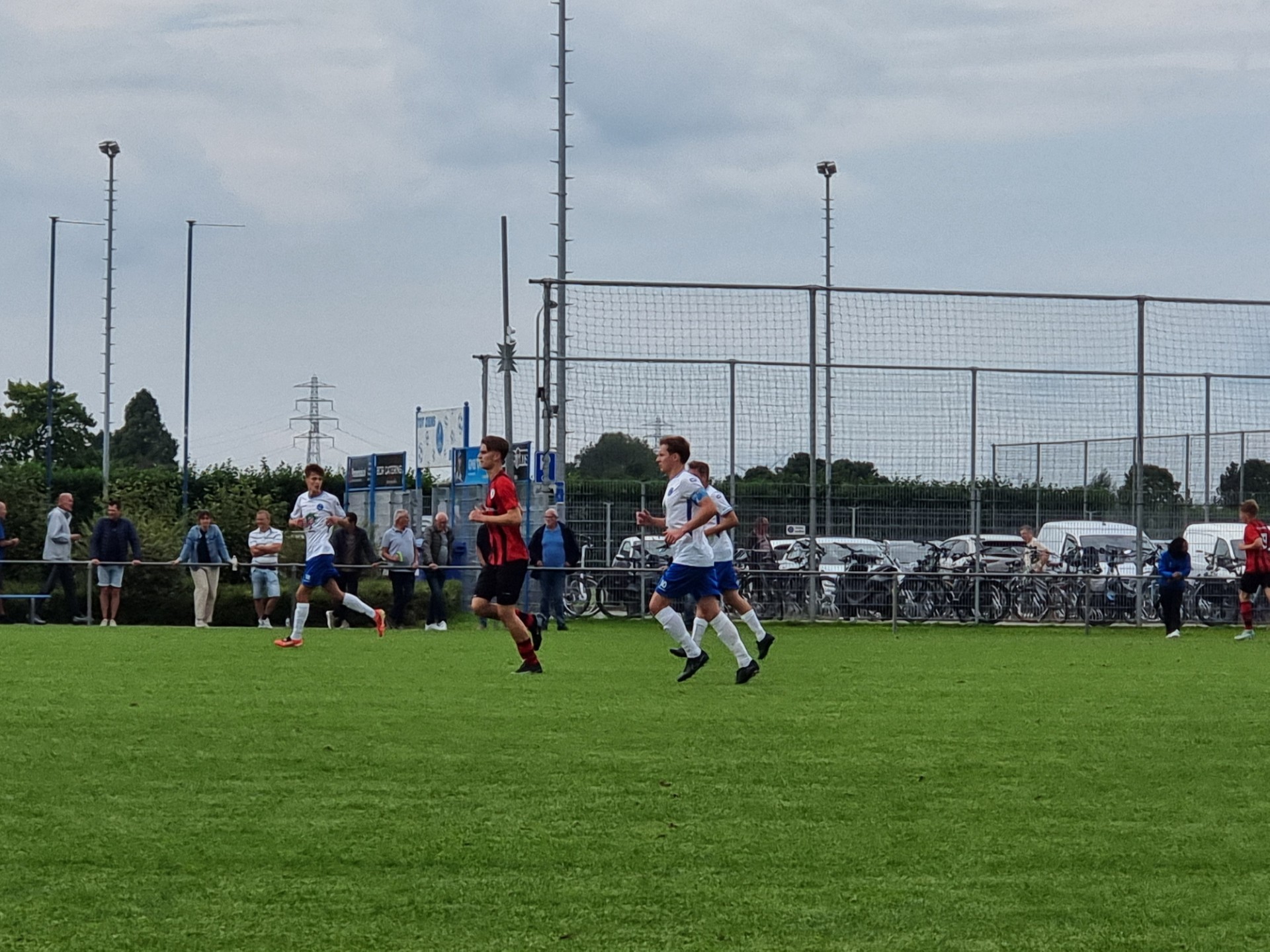 DFS bekert verder na 4-1 overwinning op Excelsior Z